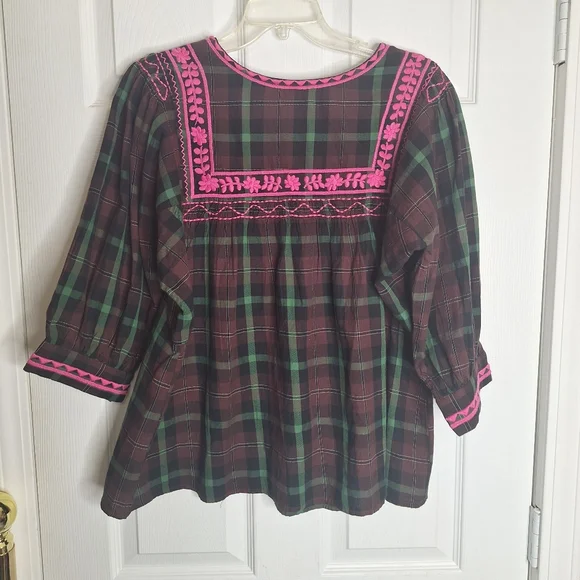 Sister Mary embroidered Plaid top Size Medium - Picture 4 of 6